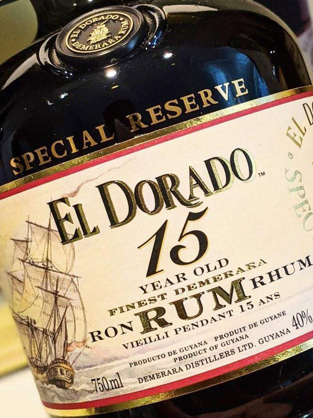 Finest Demerara Rum 15 years old Special Reserve (astuccio 0.7l)