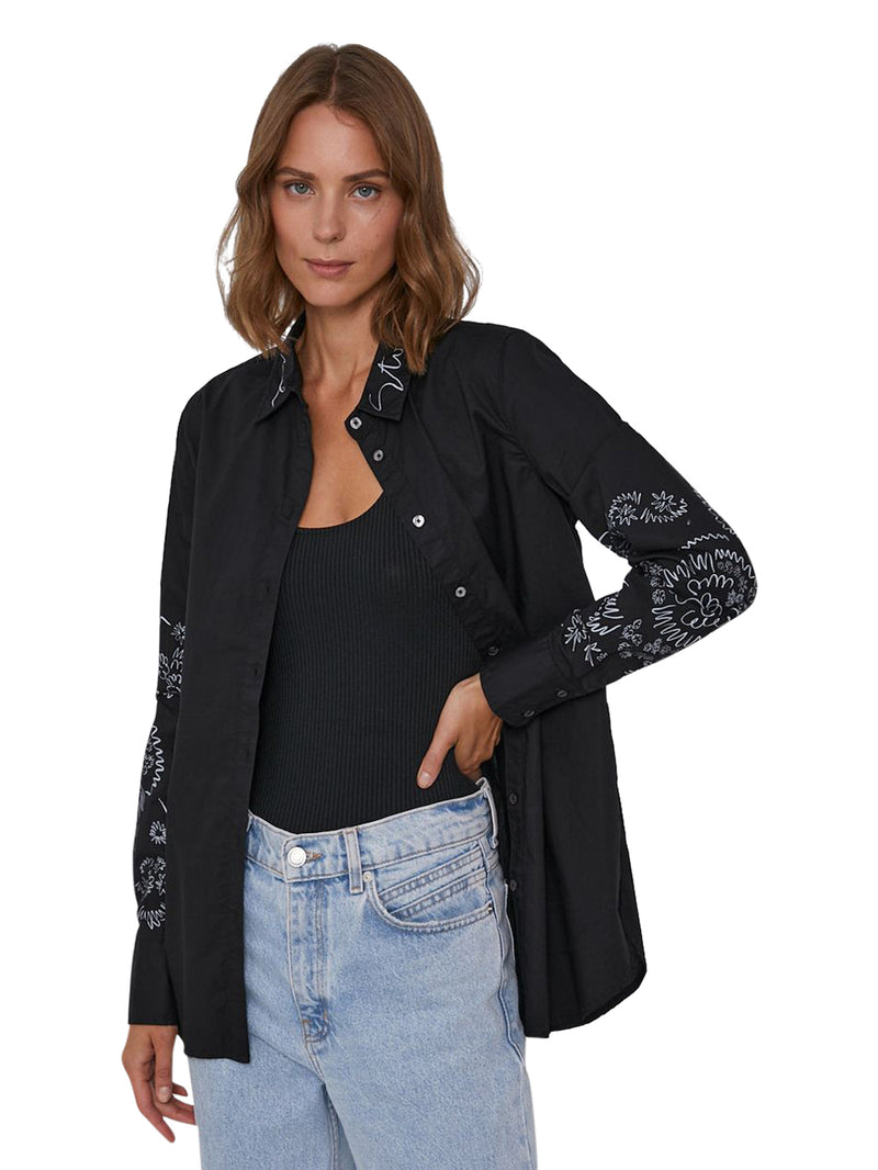 Camicia Nera Chiara