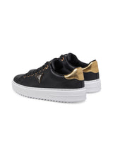 Sneaker Nera Denesa