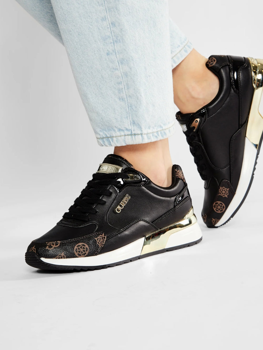 Sneakers Nere Moxea